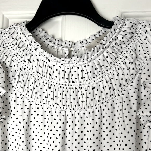 Women’s Small Loft Blouse Top. Black and White Polka Dot. Excellent condition - Picture 8 of 11